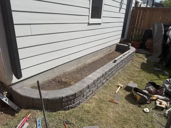 Combo project. Composite deck, pergola, hot tub pad, garden bed – photo 4