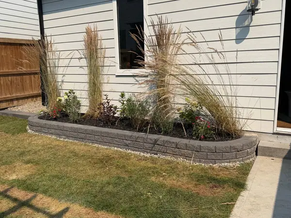 Combo project. Composite deck, pergola, hot tub pad, garden bed – photo 8
