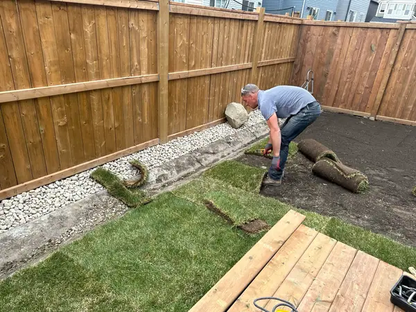 Combo project. Deck, fence, landscaping – photo 7