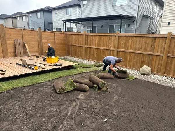 Combo project. Deck, fence, landscaping – photo 8
