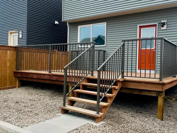Combo project. Wood deck, railings, wood fence – photo 3