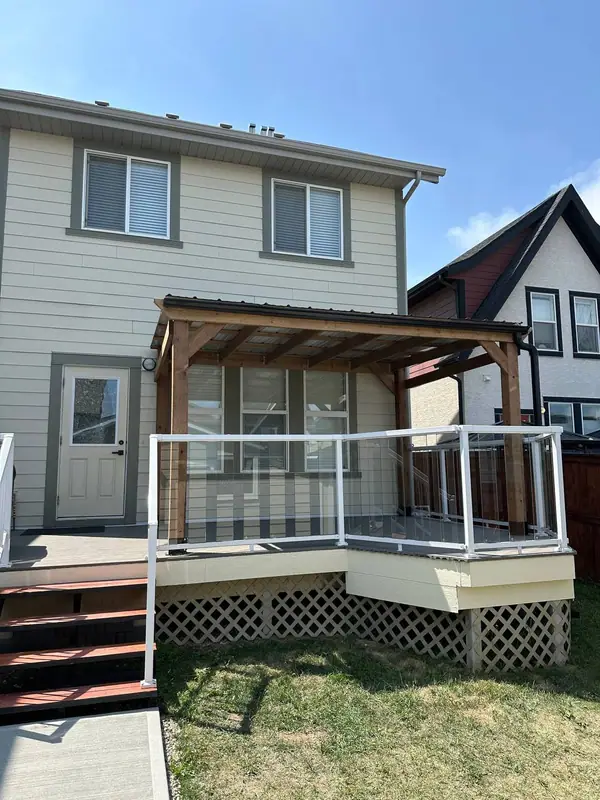 Gazebo with metal roof – photo 3