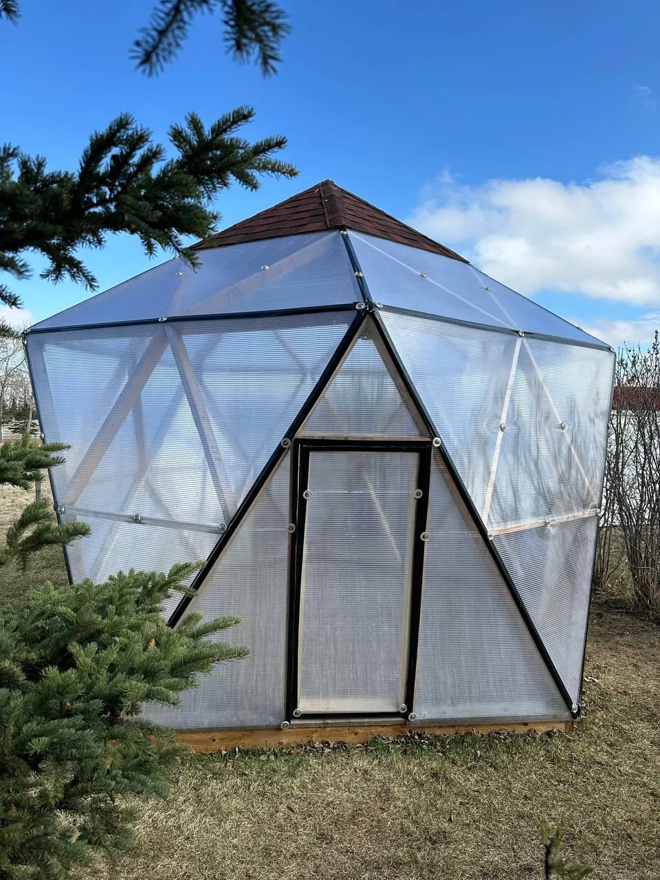 Greenhouse Bearspaw – photo 1