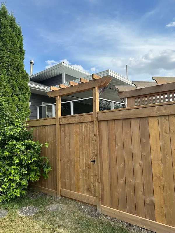 Fence – photo 24