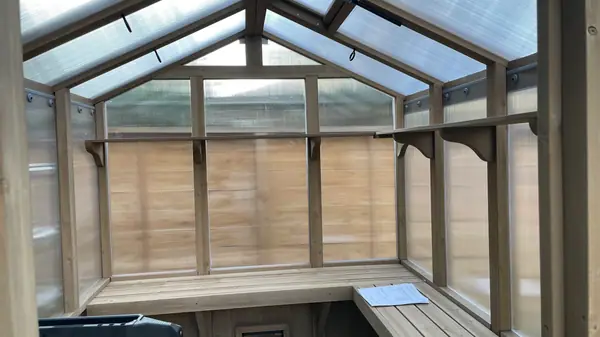 Greenhouse – photo 5