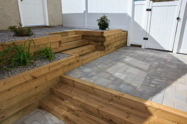 Retaining Wall – photo 2